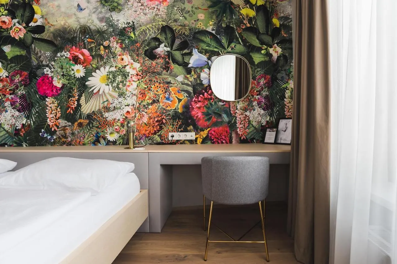 Altstadthotel Weisse Taube Salzburg Hotel