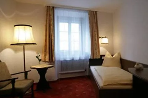 Altstadthotel Weisse Taube Salzburg