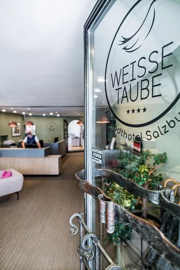 Altstadthotel Weisse Taube Salzburg 4*,