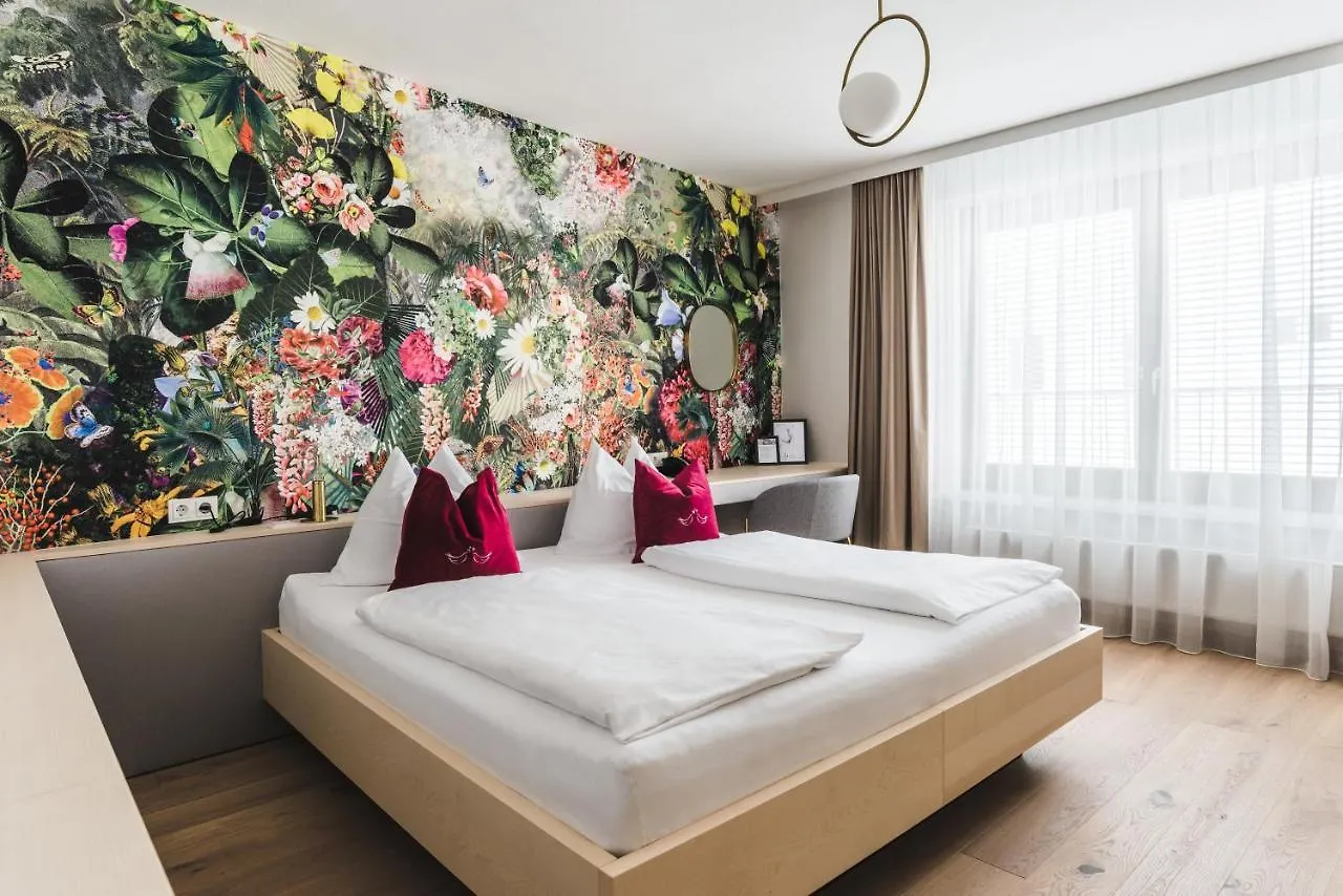 Altstadthotel Weisse Taube location