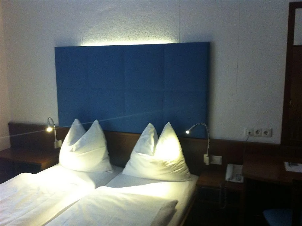 Altstadthotel Weisse Taube Salzburg 4*,