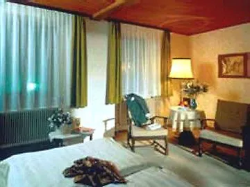 Altstadthotel Weisse Taube Salzburg 4*,  Austria
