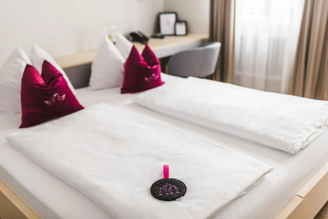 Altstadthotel Weisse Taube Salzburg Austria