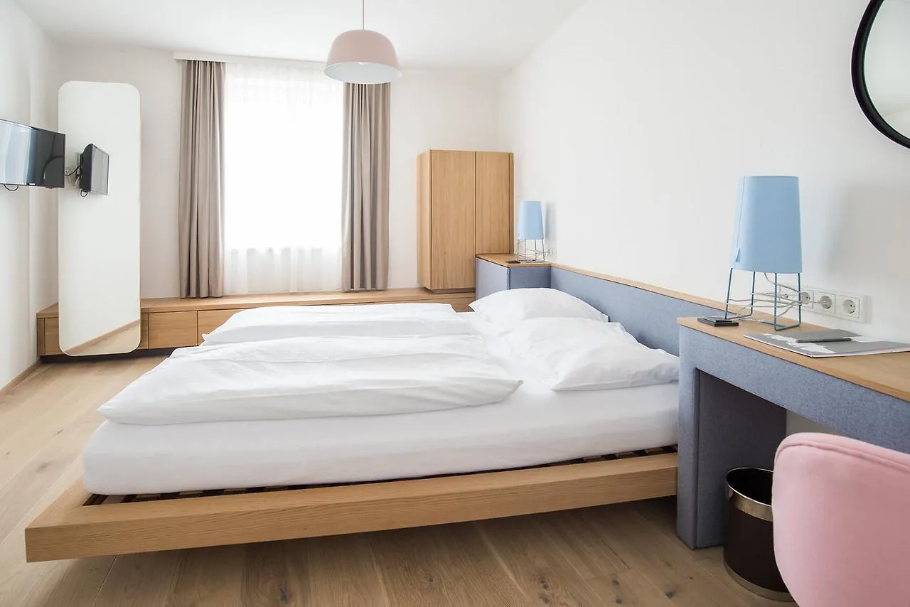 Altstadthotel Weisse Taube Salzburg Austria